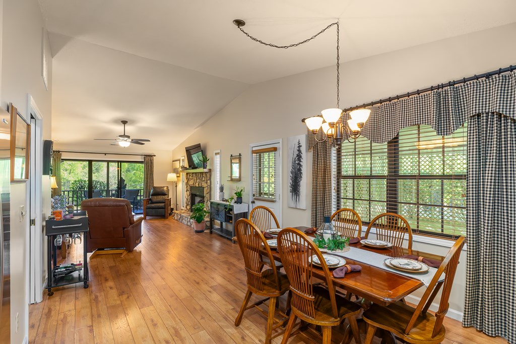 514C Oak Creek Rd