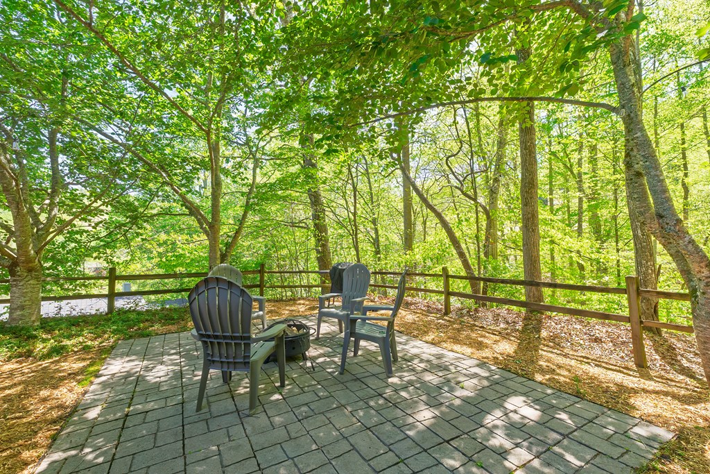 514C Oak Creek Rd