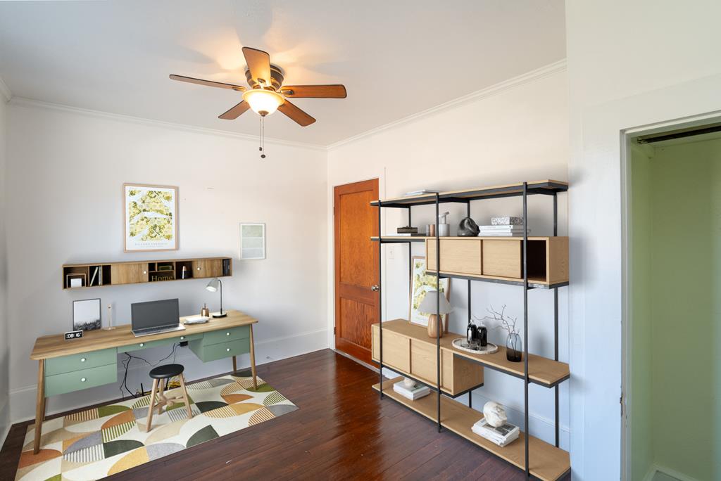 347 W MAIN ST