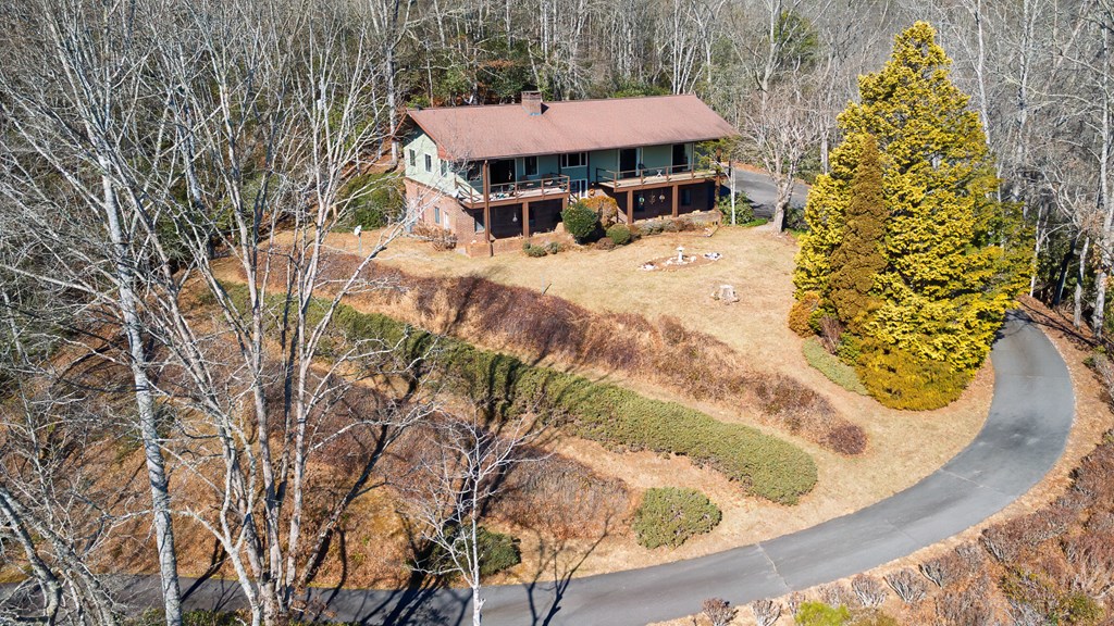 1135 DAVES CREEK RD