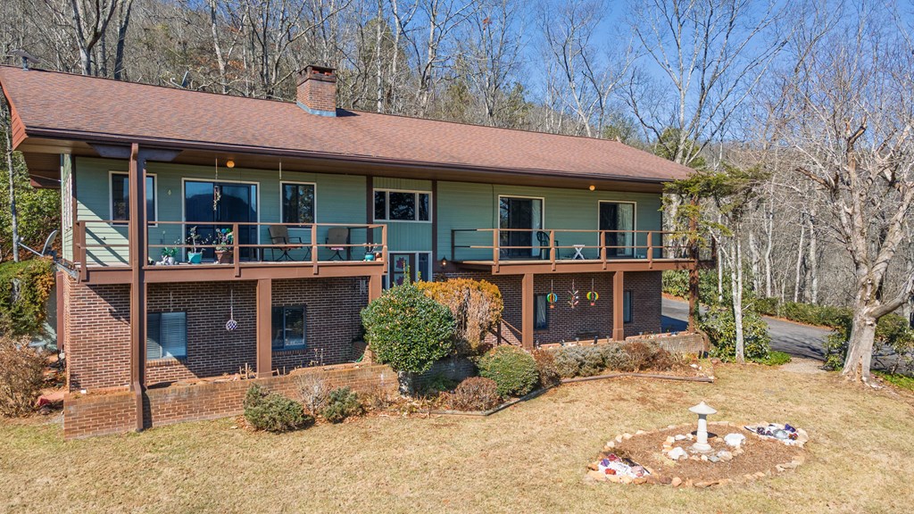 1135 DAVES CREEK RD