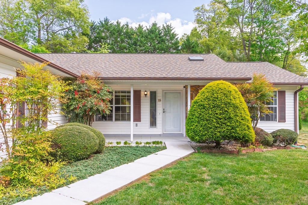 15 Cove Crossing Rd