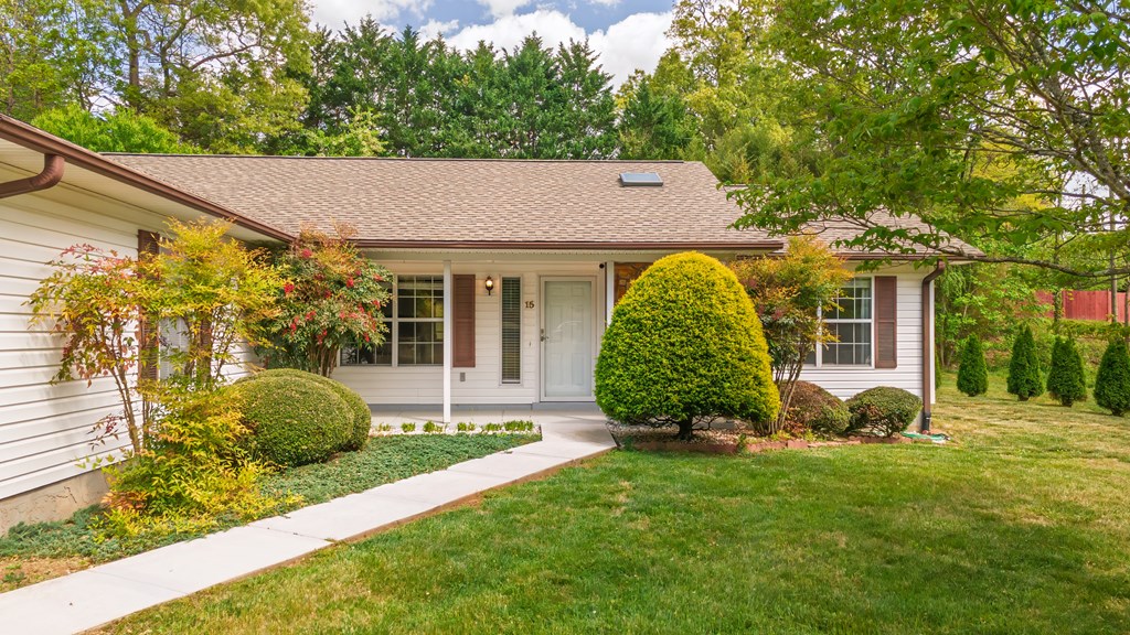 15 Cove Crossing Rd