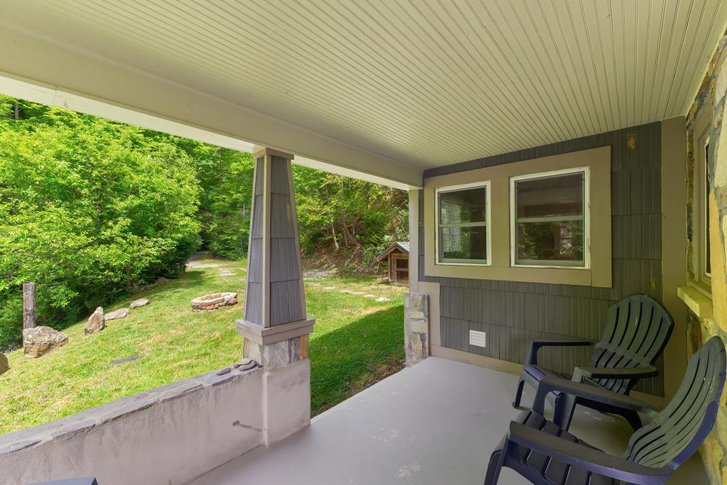 34 COOSA RIDGE DR