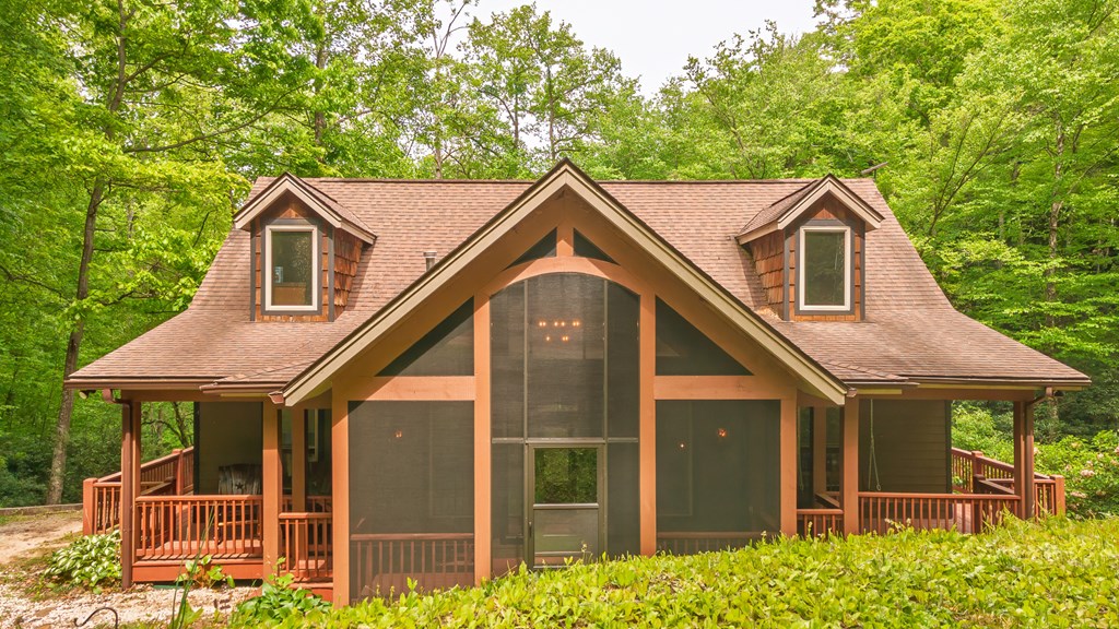 416 MEADOWVIEW TRL