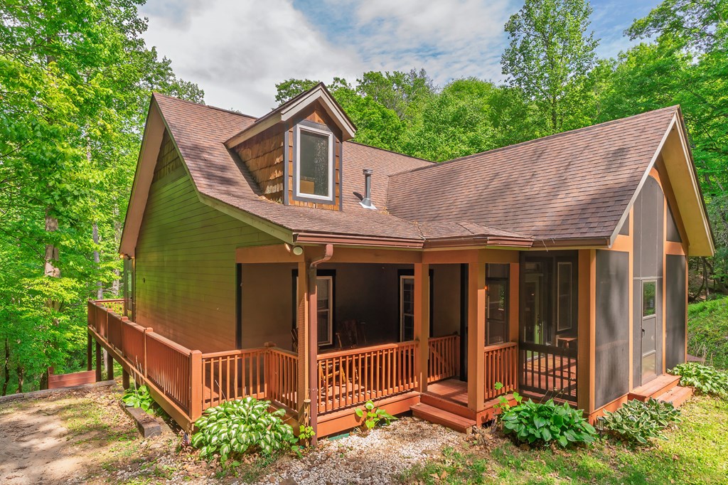 416 MEADOWVIEW TRL