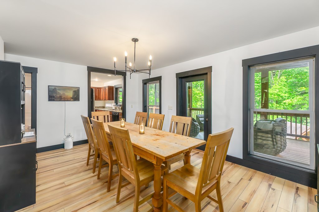 416 MEADOWVIEW TRL