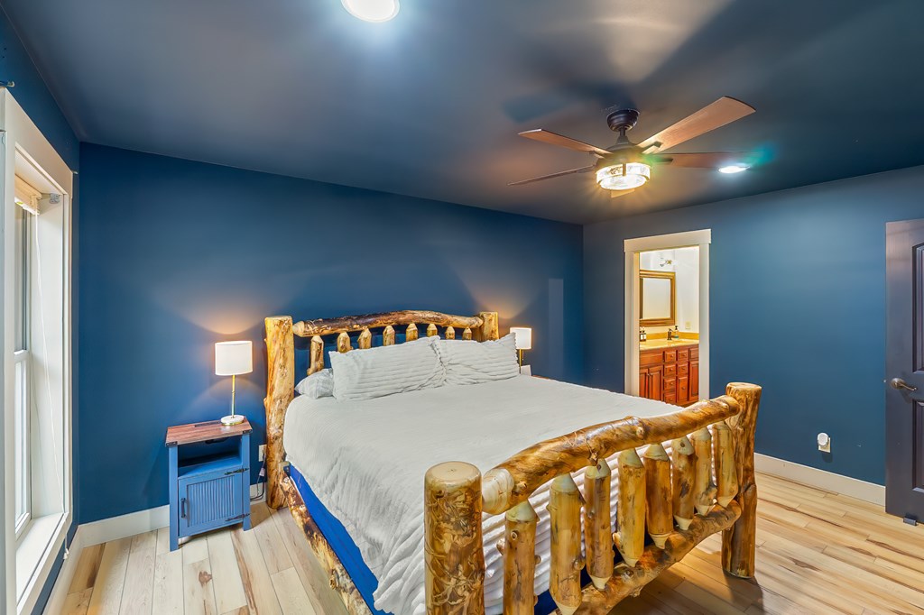 416 MEADOWVIEW TRL
