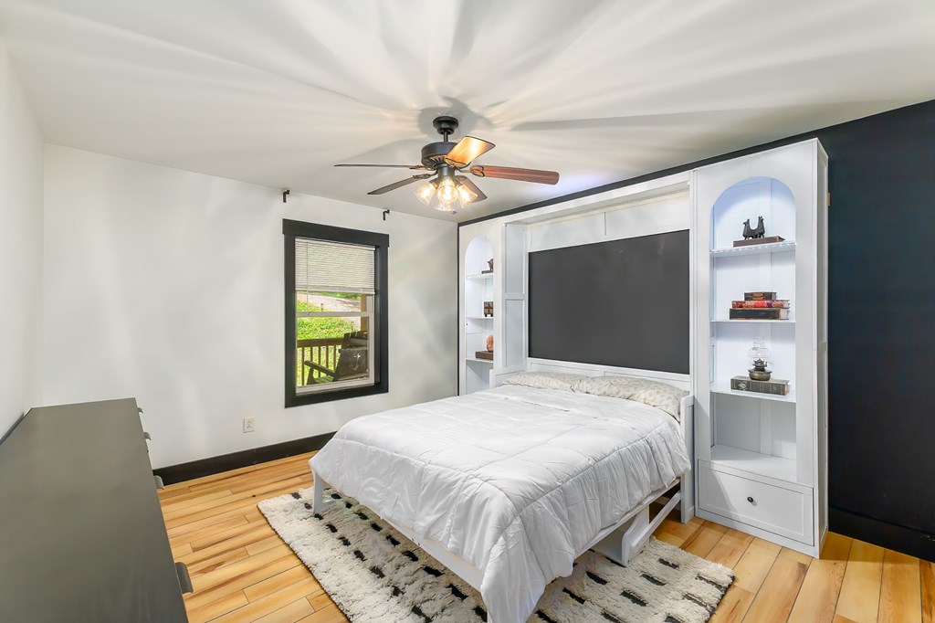 416 MEADOWVIEW TRL