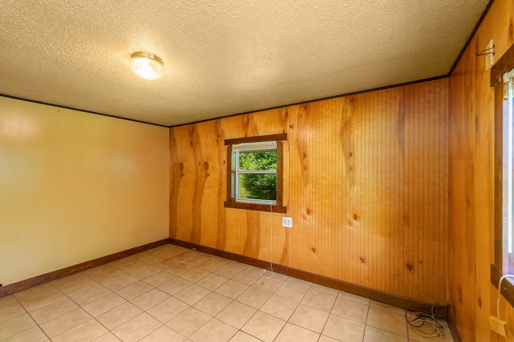 20 Jimmy Morris Rd