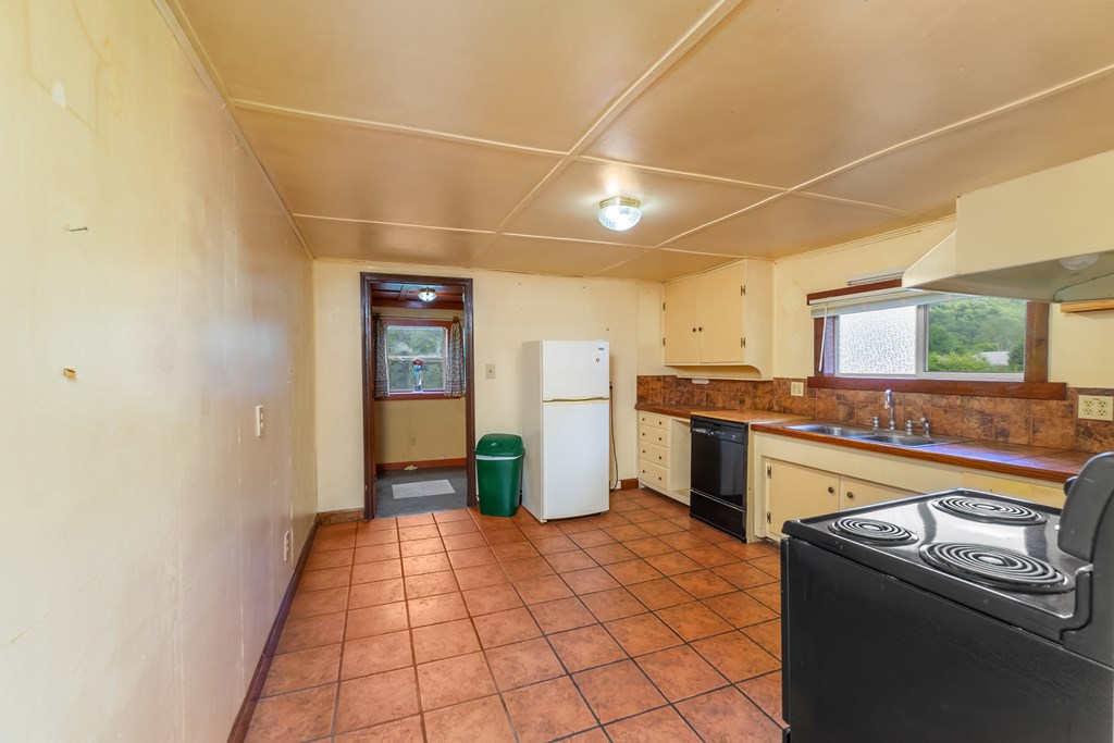 20 Jimmy Morris Rd