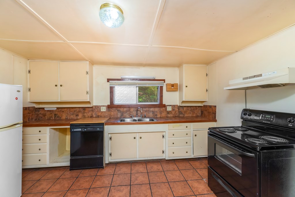 20 Jimmy Morris Rd