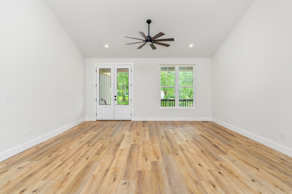 202 JACKSON HEIGHTS DR