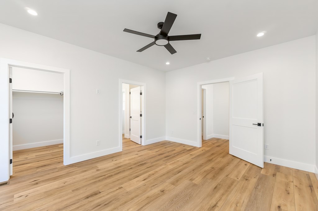 202 JACKSON HEIGHTS DR