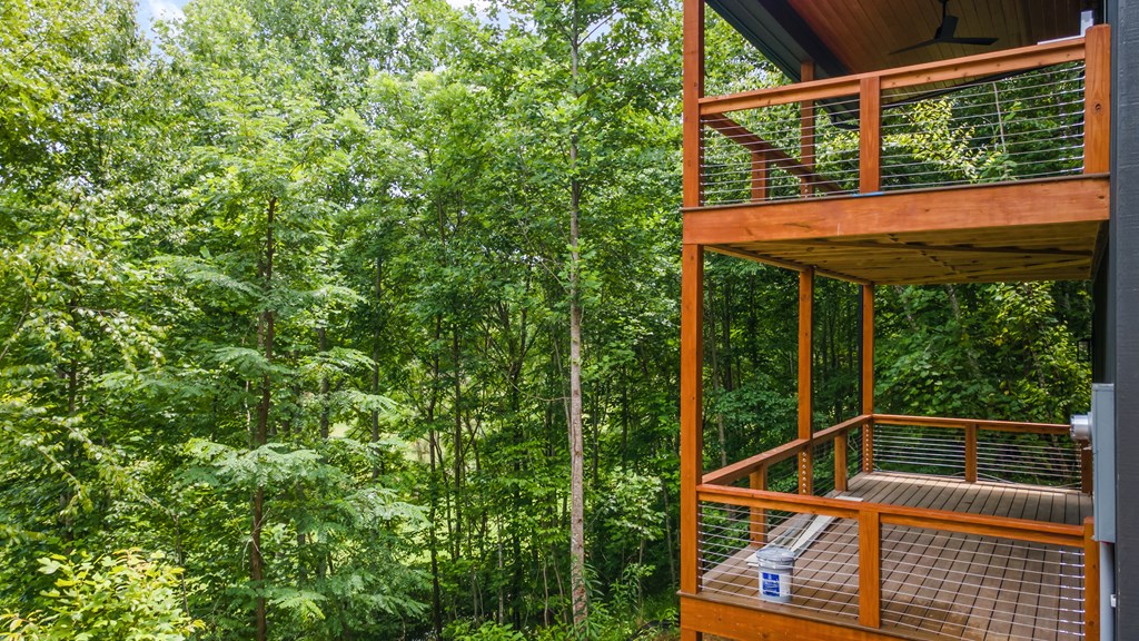 405 Oak Creek Road
