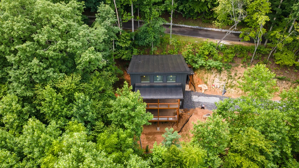 405 Oak Creek Road
