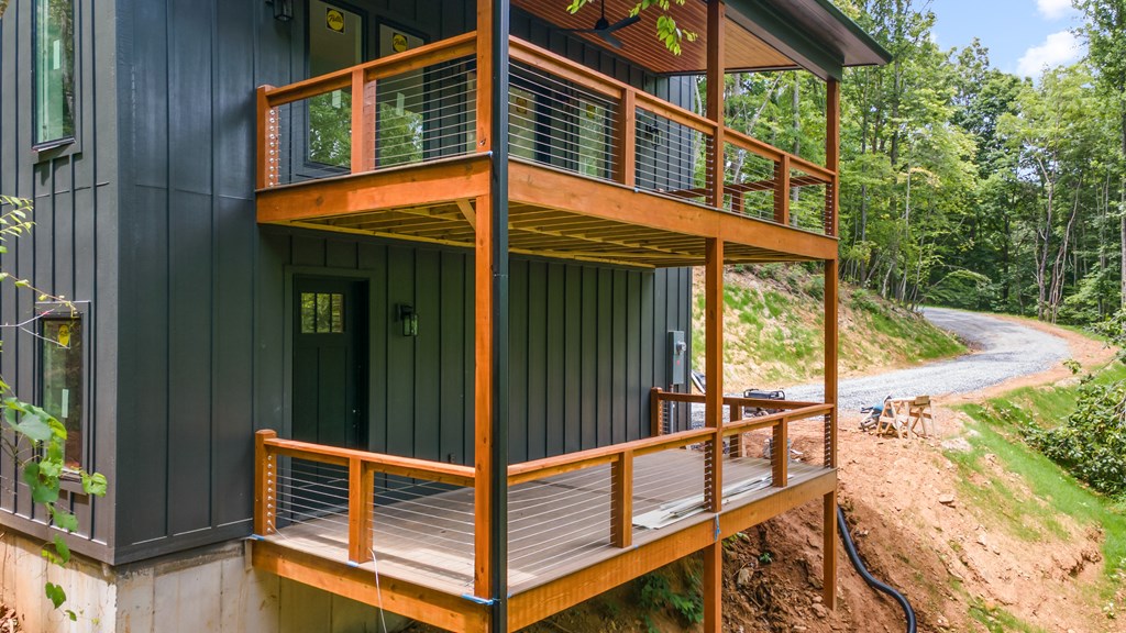 405 Oak Creek Road