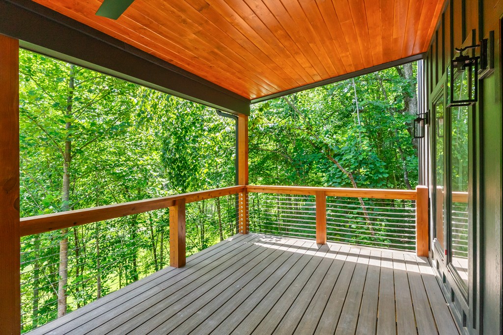 405 Oak Creek Road