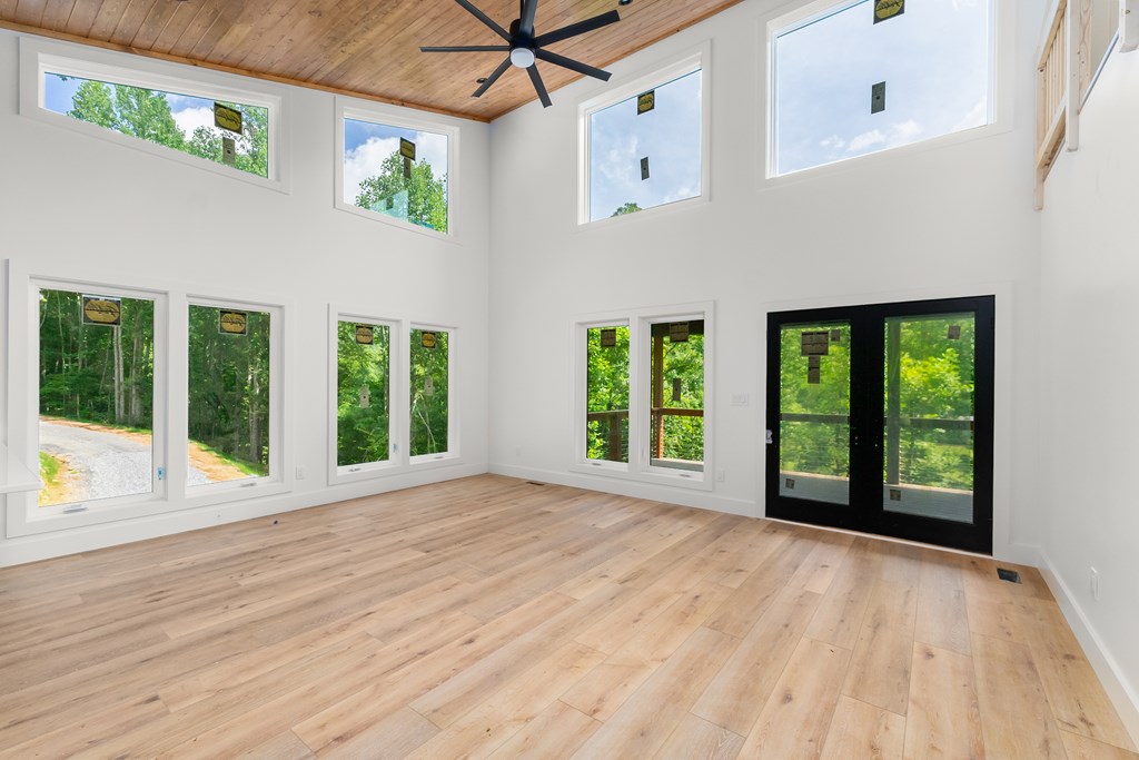 405 Oak Creek Road