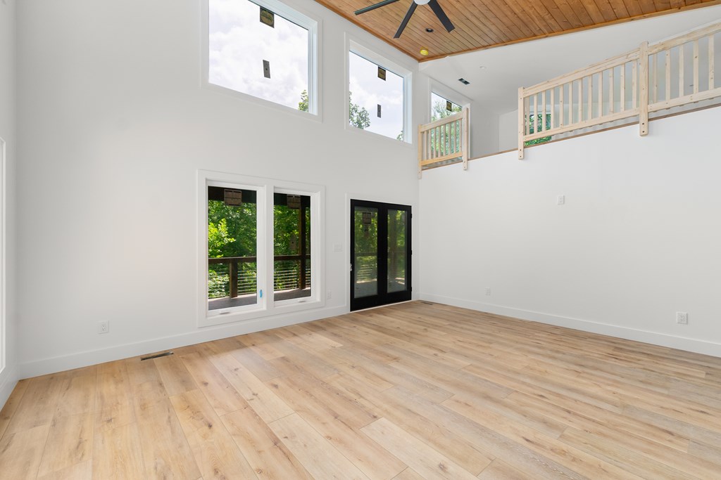 405 Oak Creek Road