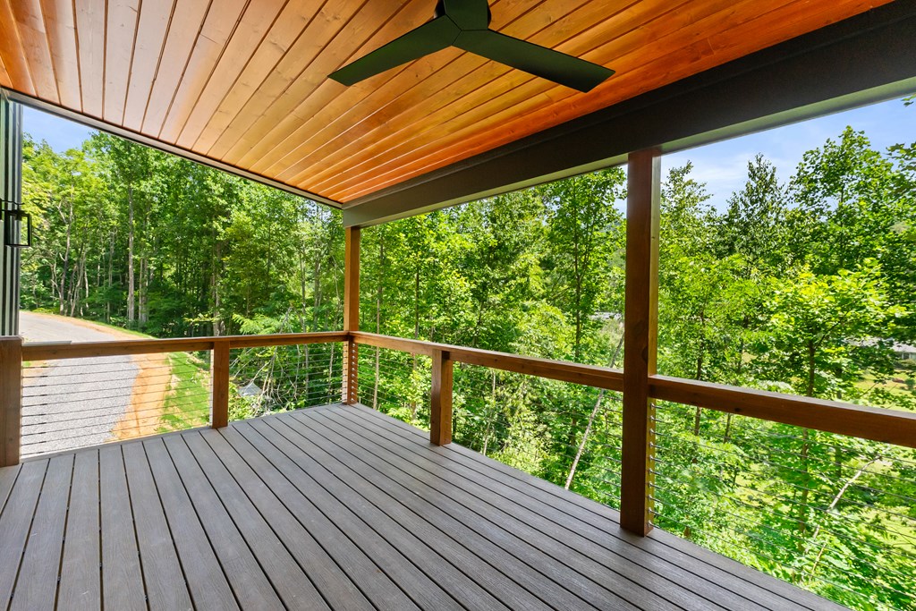 405 Oak Creek Road