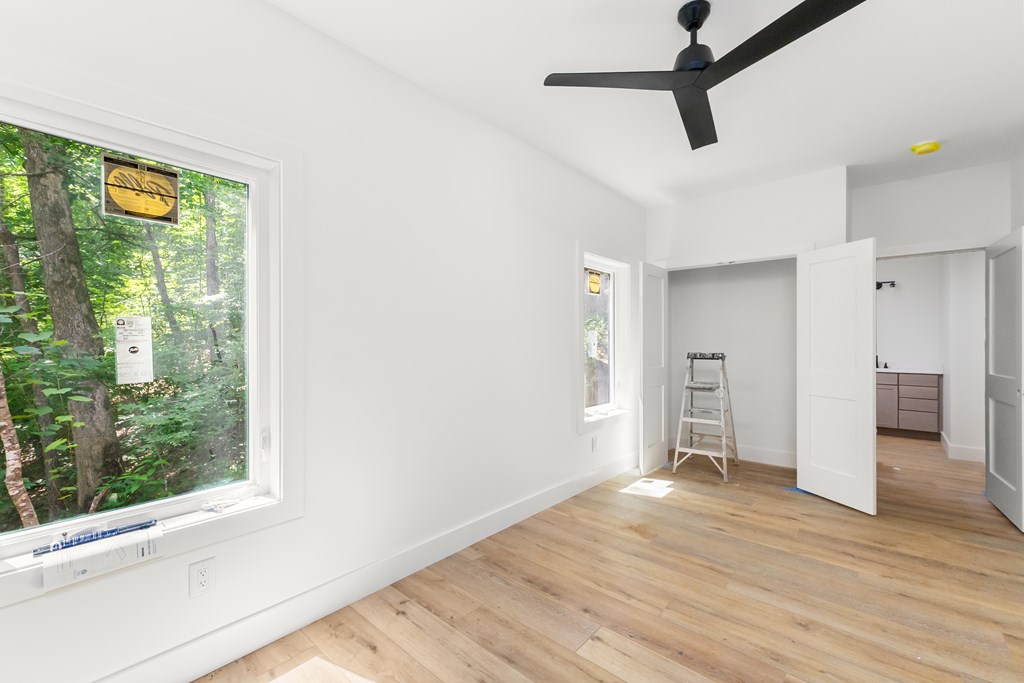 405 Oak Creek Road