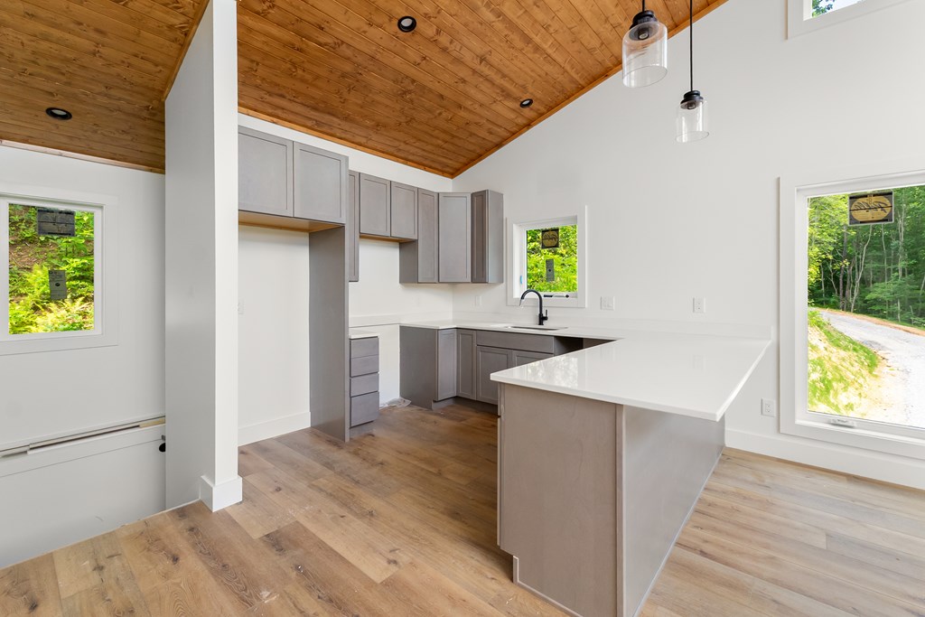 405 Oak Creek Road