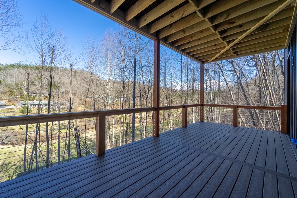 405 Oak Creek Road