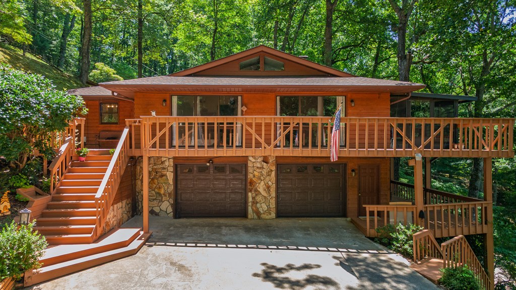 95 Fairway Drive