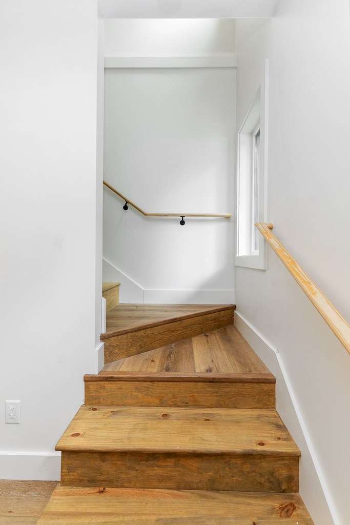 405 Oak Creek Road