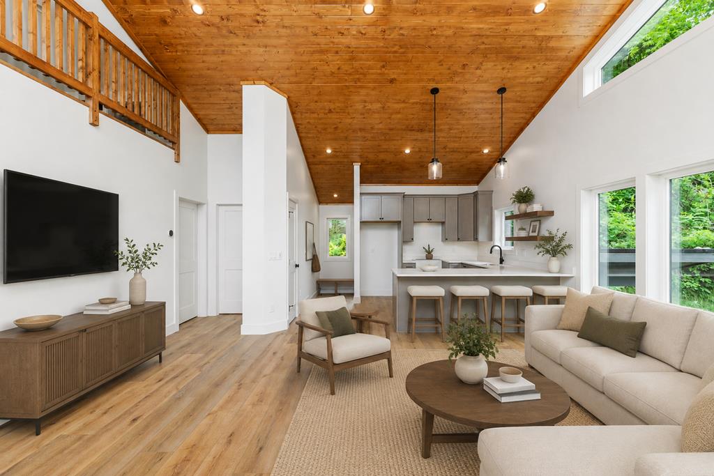 405 Oak Creek Road