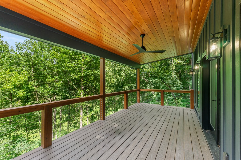 405 Oak Creek Road