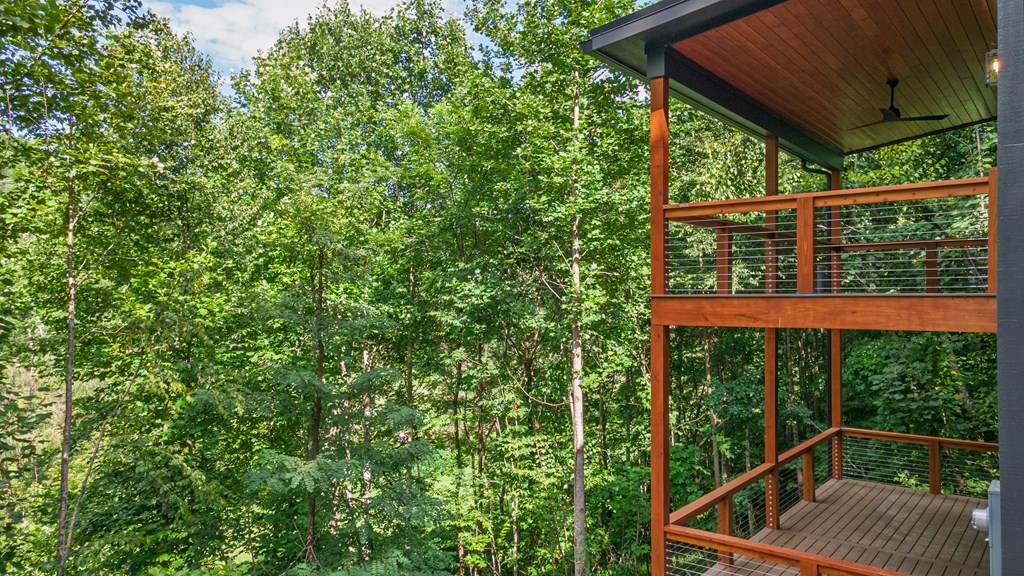 405 Oak Creek Road