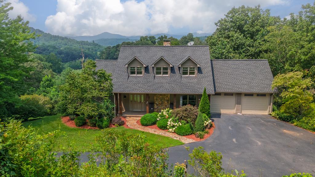 170 LAUREN LN