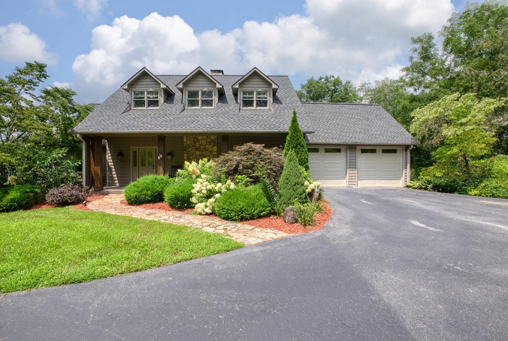 170 LAUREN LN