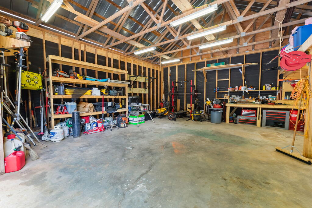 669 HUNNICUTT RD