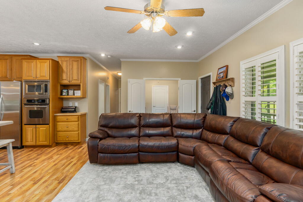 669 HUNNICUTT RD