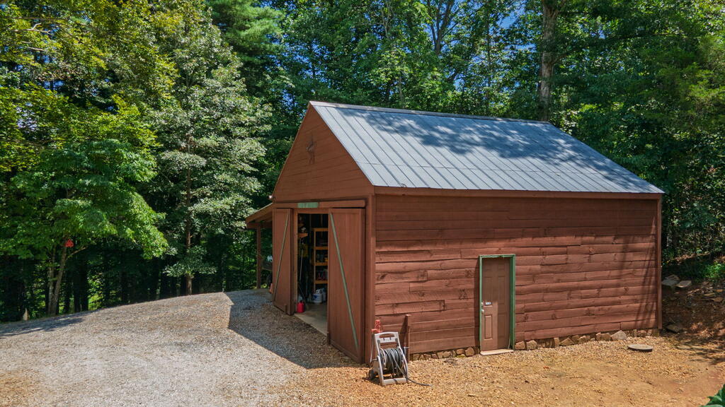 669 HUNNICUTT RD