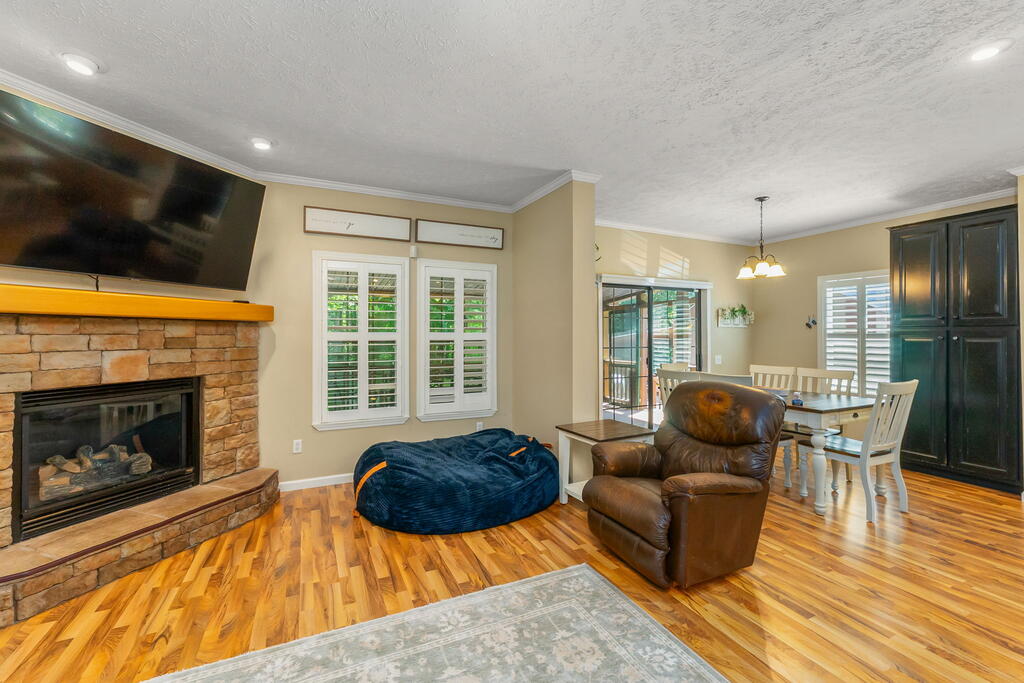 669 HUNNICUTT RD