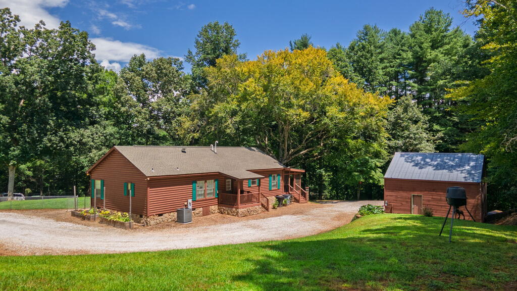 669 HUNNICUTT RD
