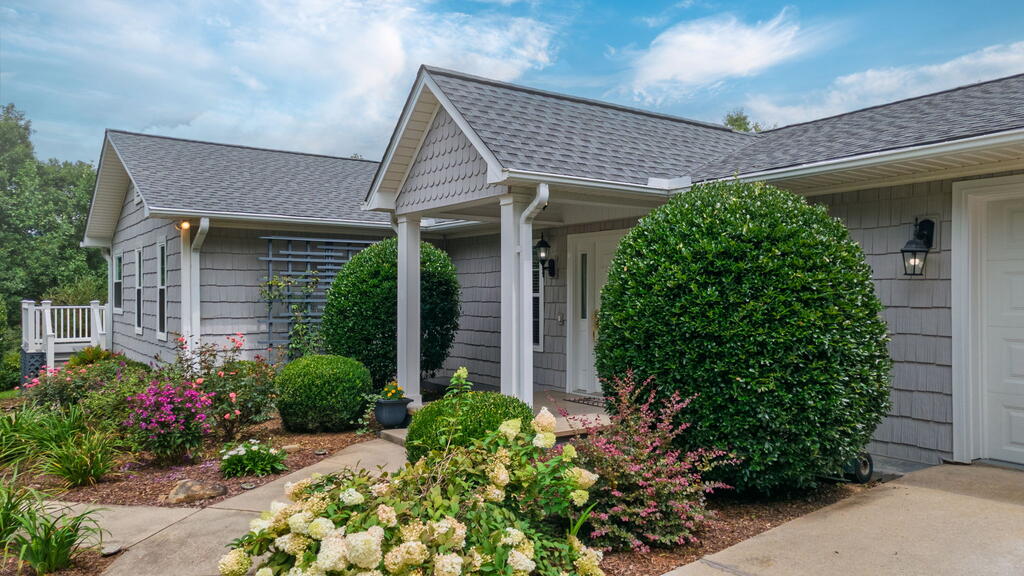 304 Indian Trail