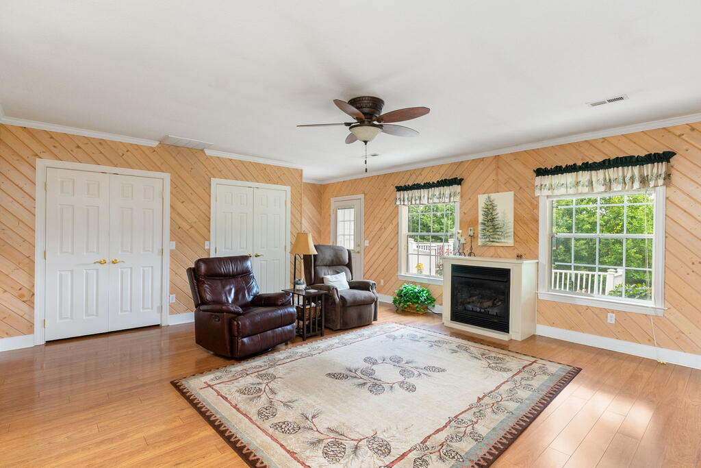 304 Indian Trail