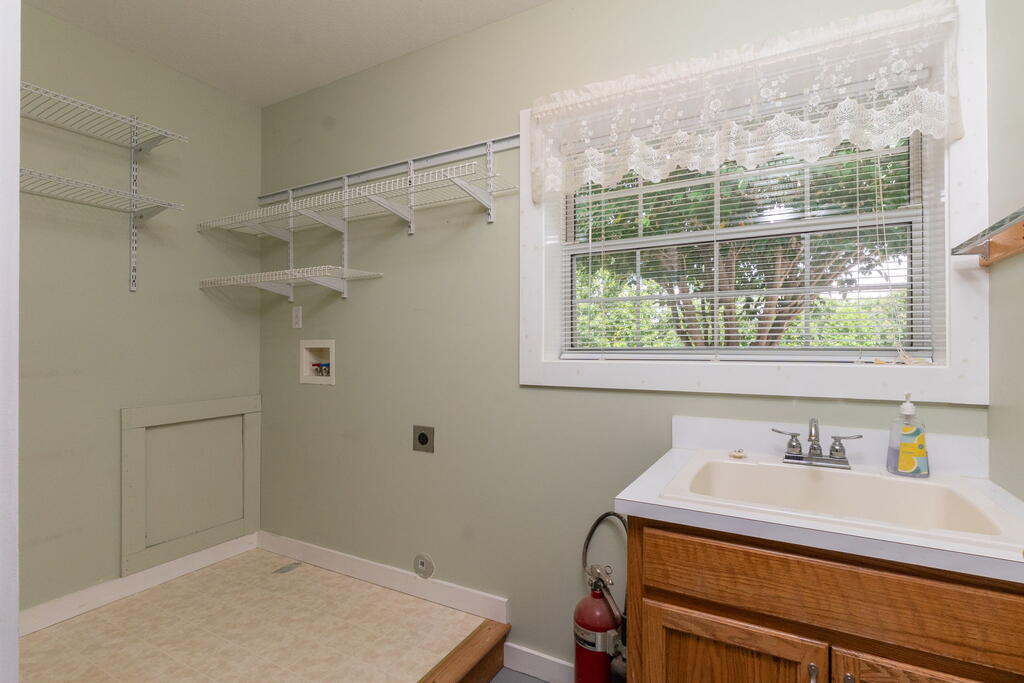 304 Indian Trail