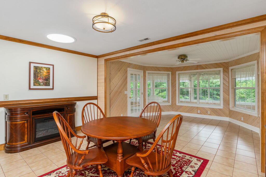 304 Indian Trail