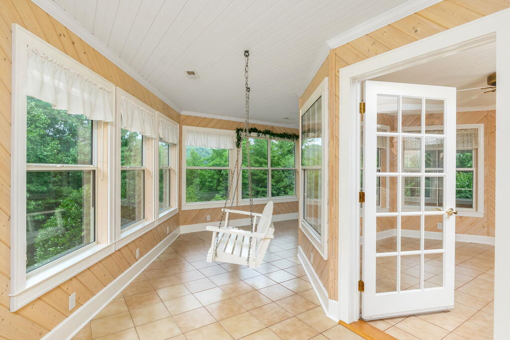 304 Indian Trail