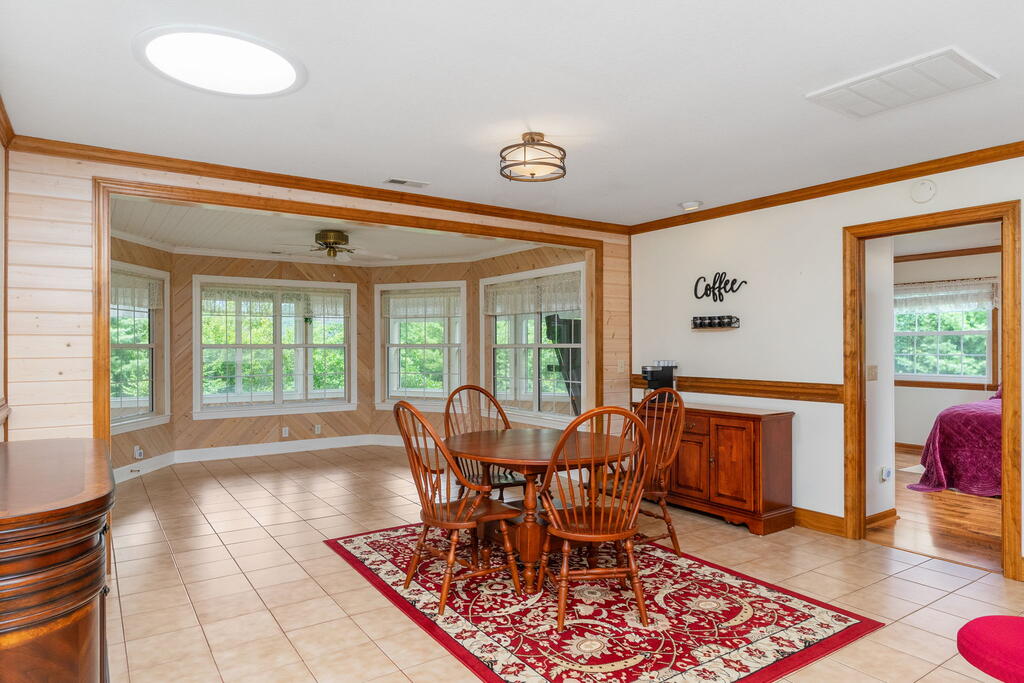 304 Indian Trail