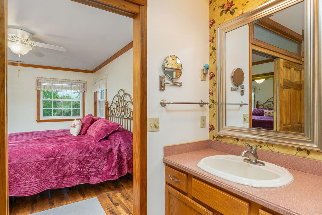 304 Indian Trail