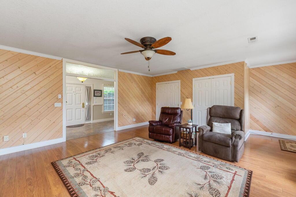 304 Indian Trail