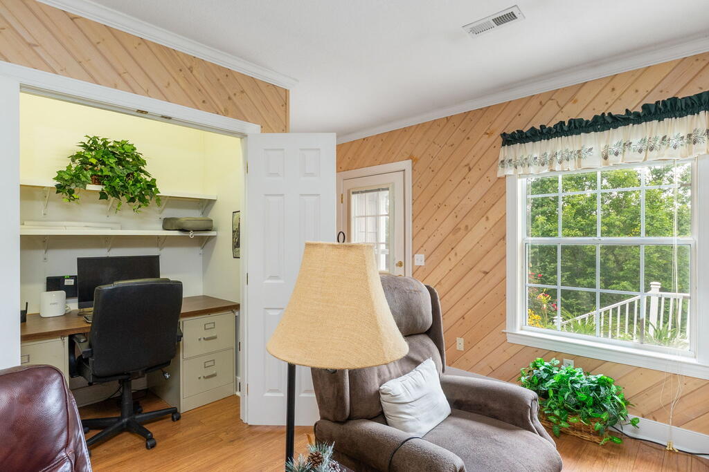 304 Indian Trail