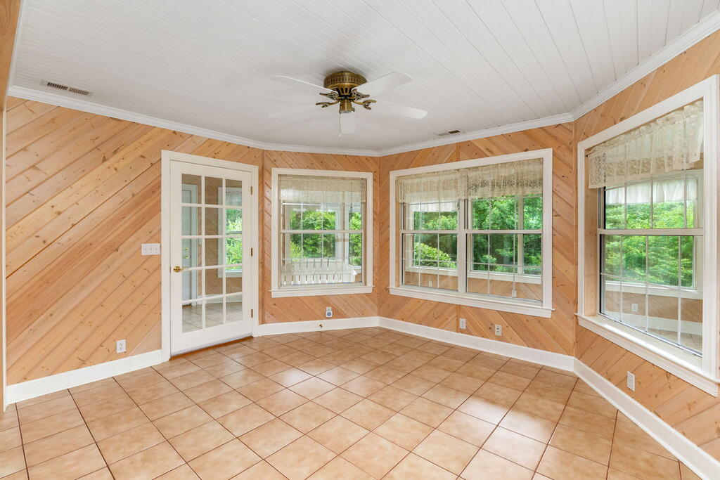 304 Indian Trail